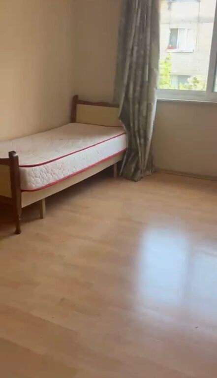 2+1 apartment for rent at Gjon Buzuku School in Kinostudio