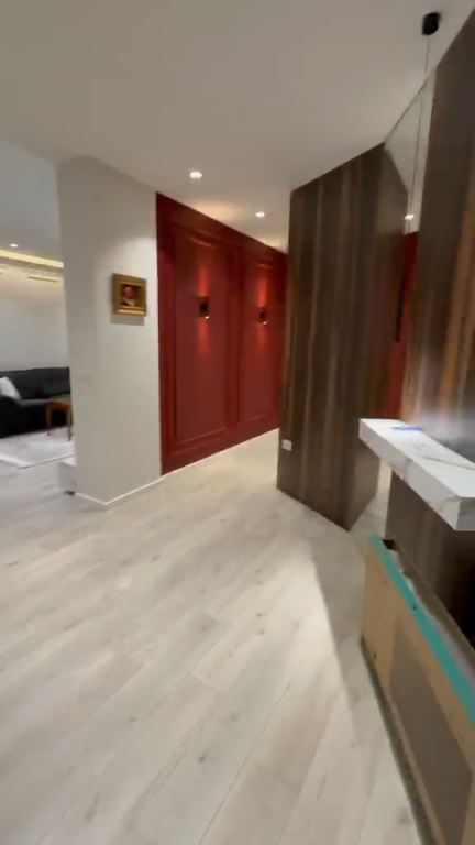 Apartment 1+1, Astir!