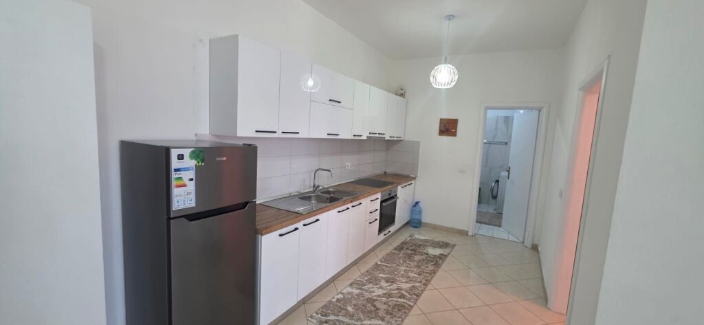 Jepet me qera Apartament 2+1 ne Yzberisht / Prane Nela6