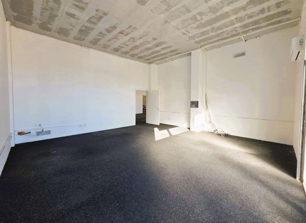 🏢 EXCLUSIVE | BUSINESS PREMISES FOR RENT – STREET FRONT ✨