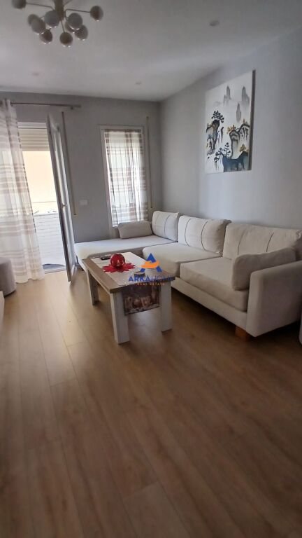 APARTMENT FOR RENT 2+1+BALCONY "DRY LAKE" 80,000 LEKE