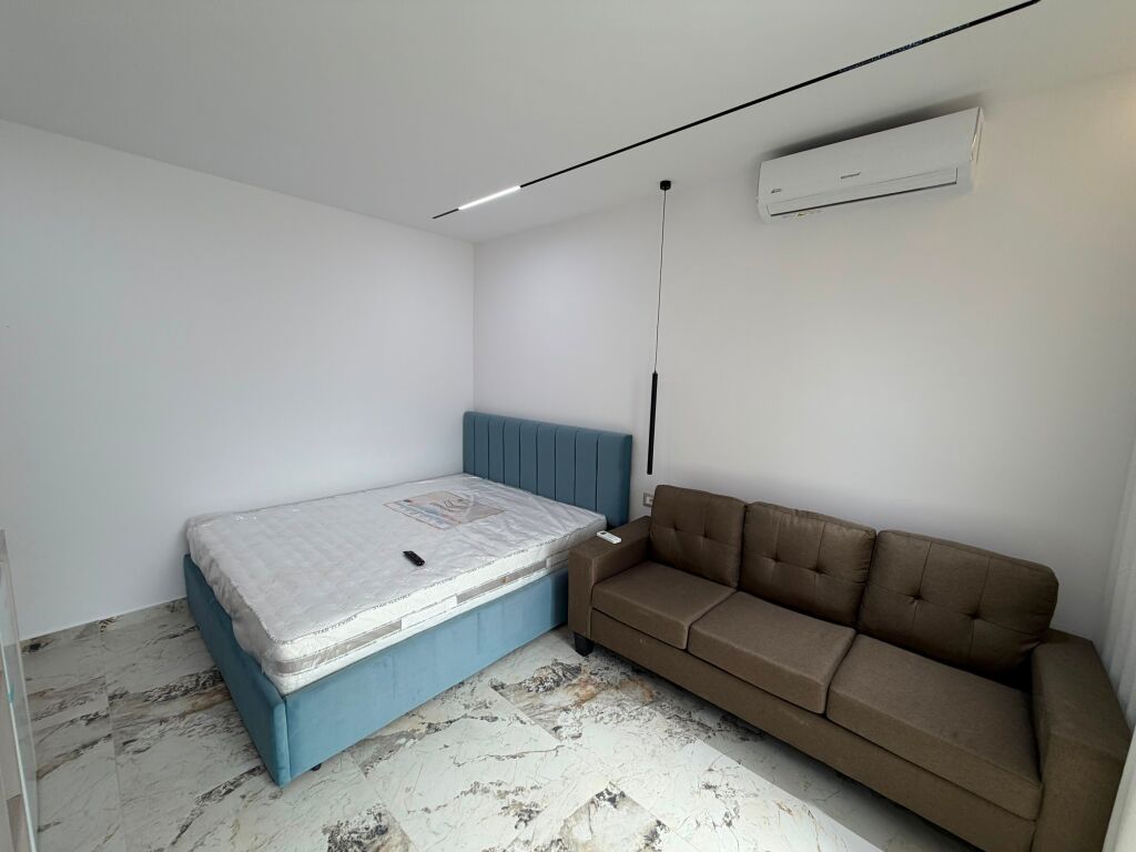 2 Studios for sale together – Myslym Shyri