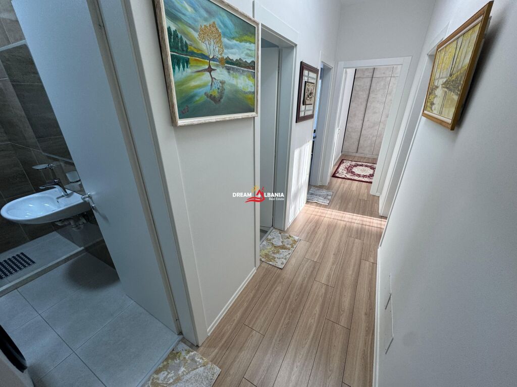 Three Bedroom Apartment with Two Tualets for rent in Tirana Garden Building (ID 4231485)