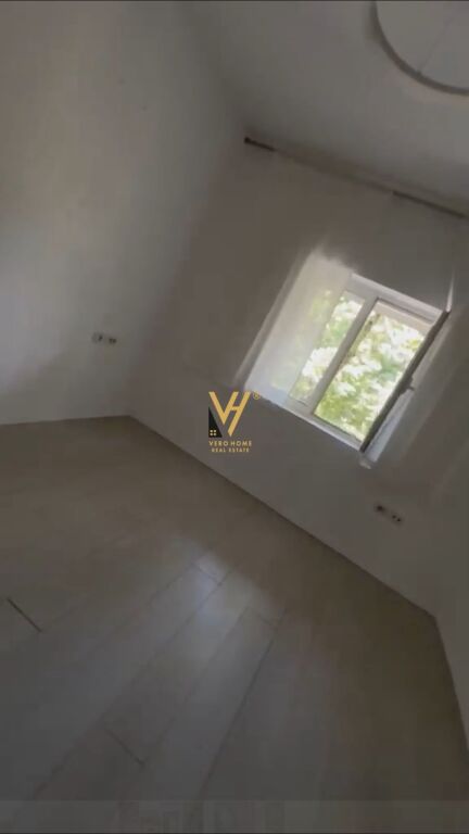 LOCALE COMMERCIALE 50 M2 IN AFFITTO A PALLATET AGIMI 65.000 LEKE