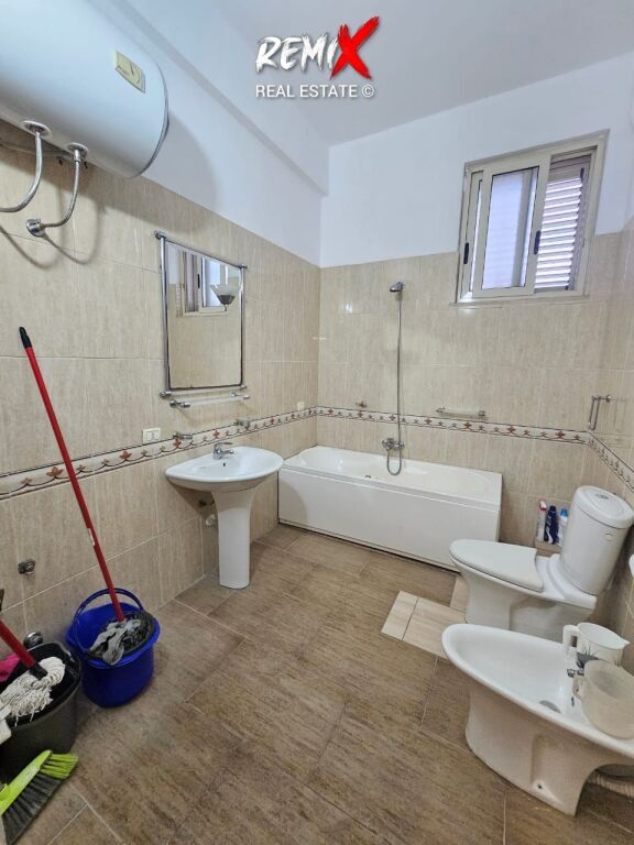APARTAMENT 2+1+2 PER QERA , ish FABRIKA BUKES , DURRES
