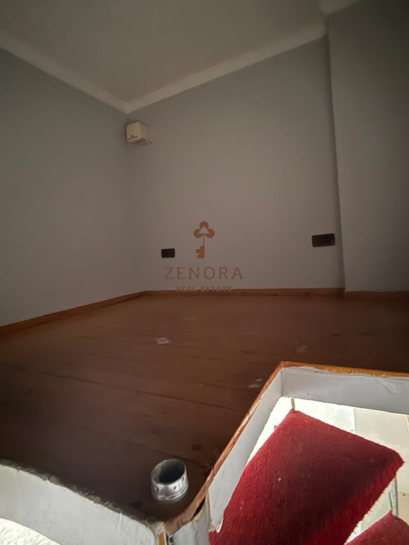 OCCASION Shop for sale in the 5 Maji Area, Tirana (G4111TR)