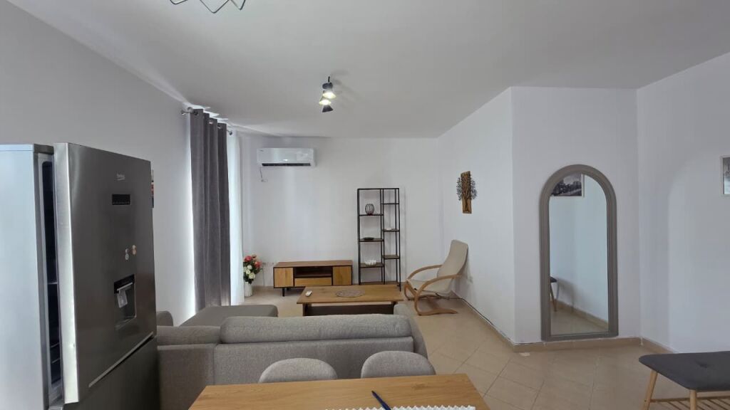 apartament me qira ne Komune