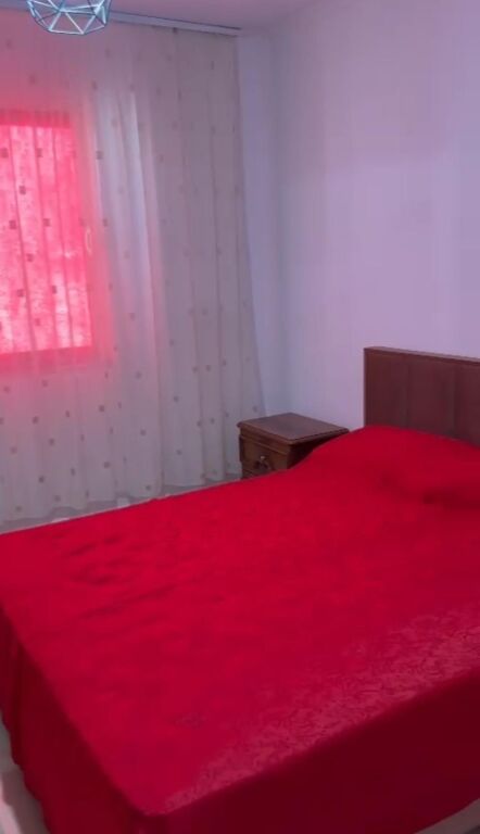 Qera | Apartament 1 + 1 | Shkolla e Bashkuar | 400 €/muaj