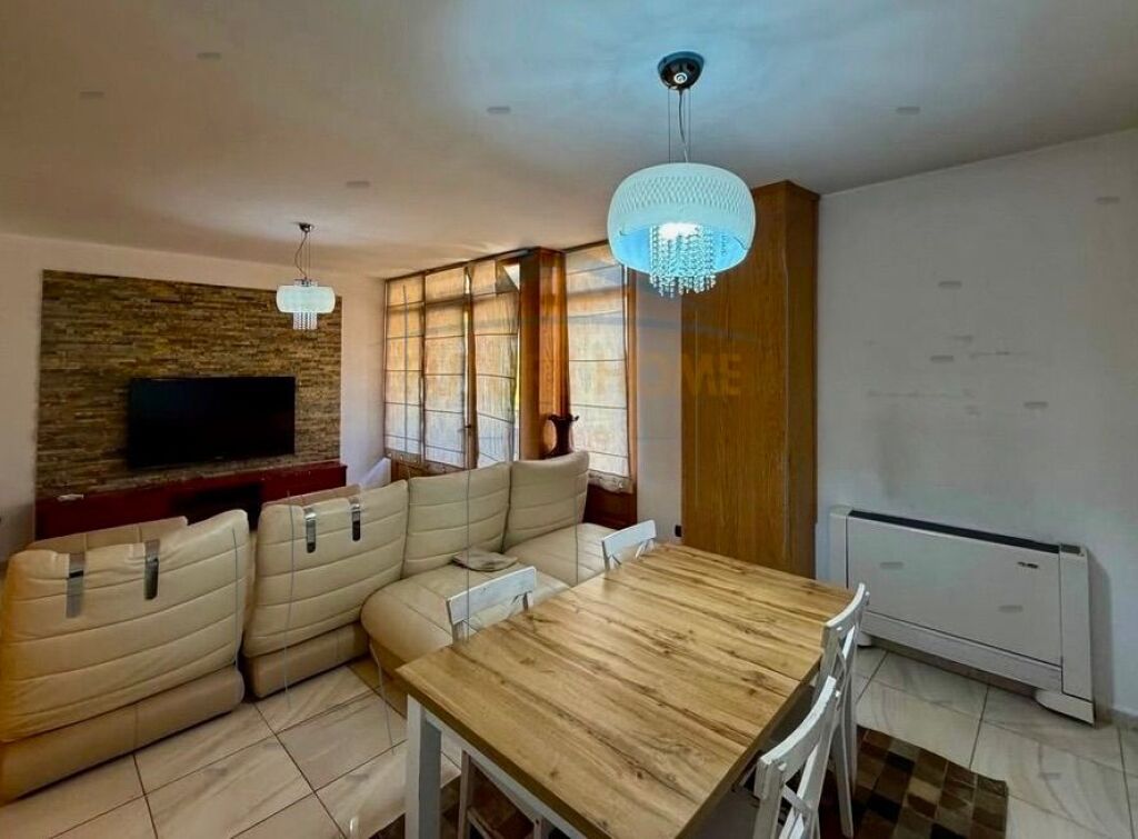 For sale, Apartment 2+1+Garage, 21 Dhjetori, Tirana