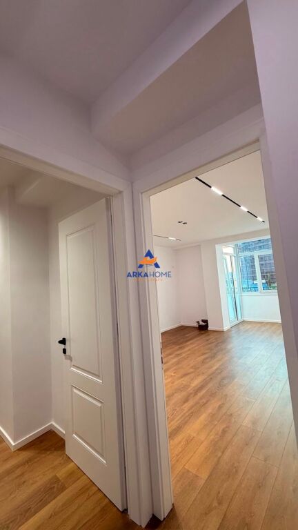 IN VENDITA APPARTAMENTO 1+1+BALCONE "AL 21 DICEMBRE" 155.000 EURO