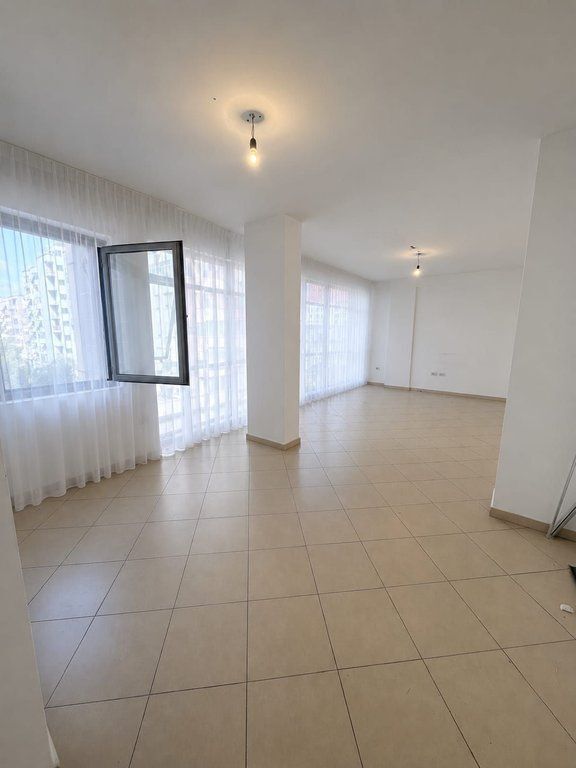 SHITET APARTAMENT 2+1 ME MUNDËSI NDARJEJE NË 2 APARTAMENTE 1+1 – TEK 21 DHJETORI! - Widok 3