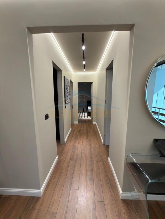 Shitet, Apartament 3+1+3 , Rezidenca Long Hill, Tiranë