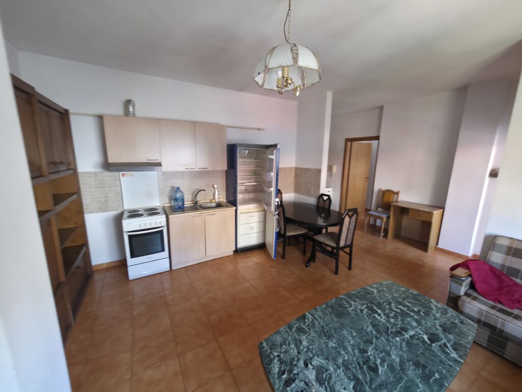 🏡 Appartamento 1+1 in Affitto in Via Bill Klinton
