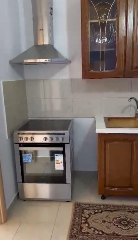 Qera | Apartament 1 + 1 | Shkolla e Bashkuar | 400 €/muaj