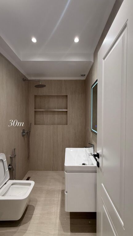 🏢In the 21 Dhjetori area, Muhamet Gjollesha Street, a studio apartment with an area of 30m2 is for sale, 115,000 Euro