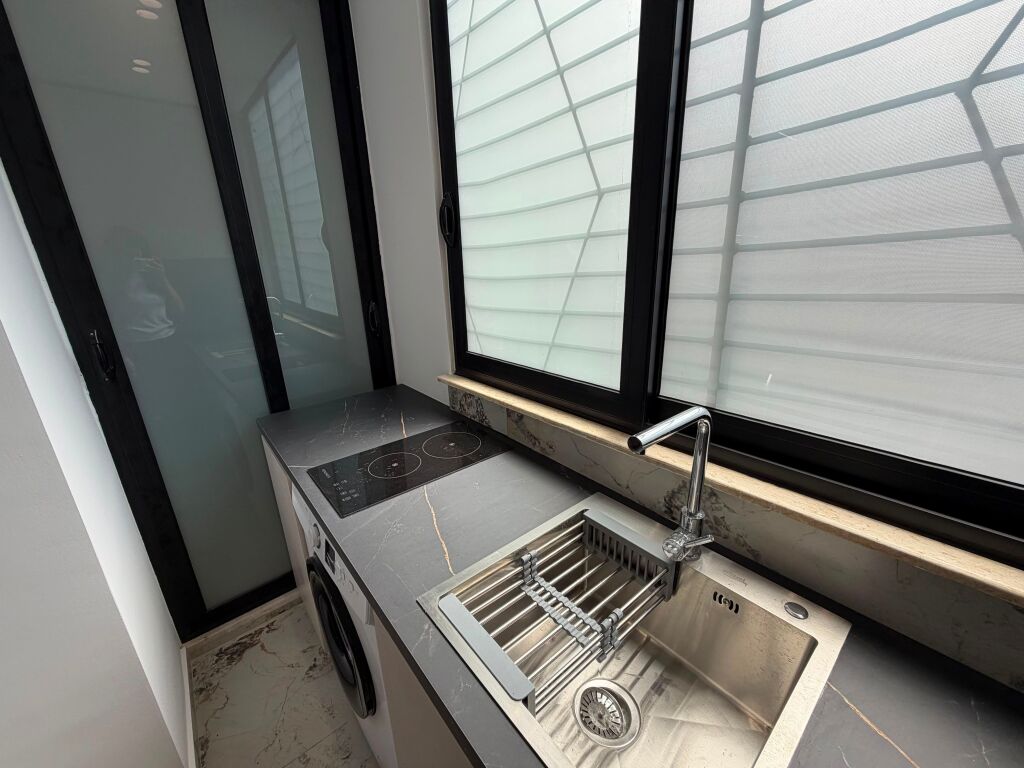 2 Studios for sale together – Myslym Shyri