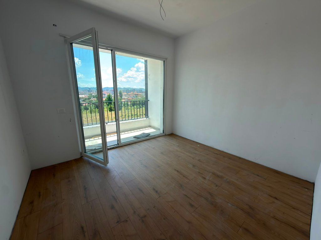 Paskuqan, shesim apartament 1+1 në pozicion strategjik 105,000 €