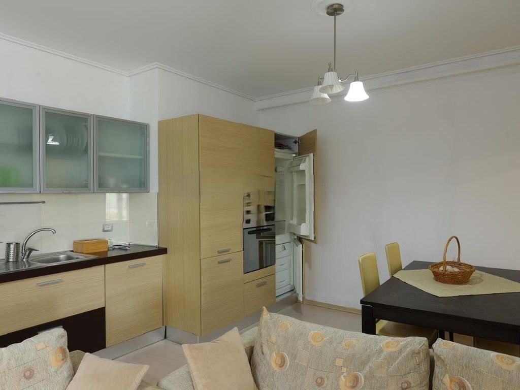 APARTMENT 2+1+2 FOR SALE, "ALI VISHA" STREET, NEAR THE "GRAND COMPLEX", NEAR THE ELECTRIC MARKET!