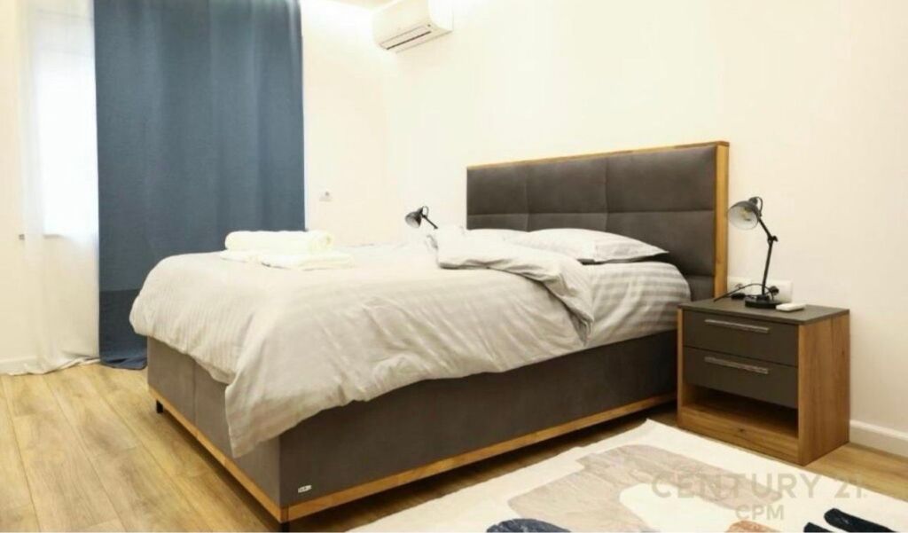 Apartment 2+1 For Rent Near Cafe Flora
