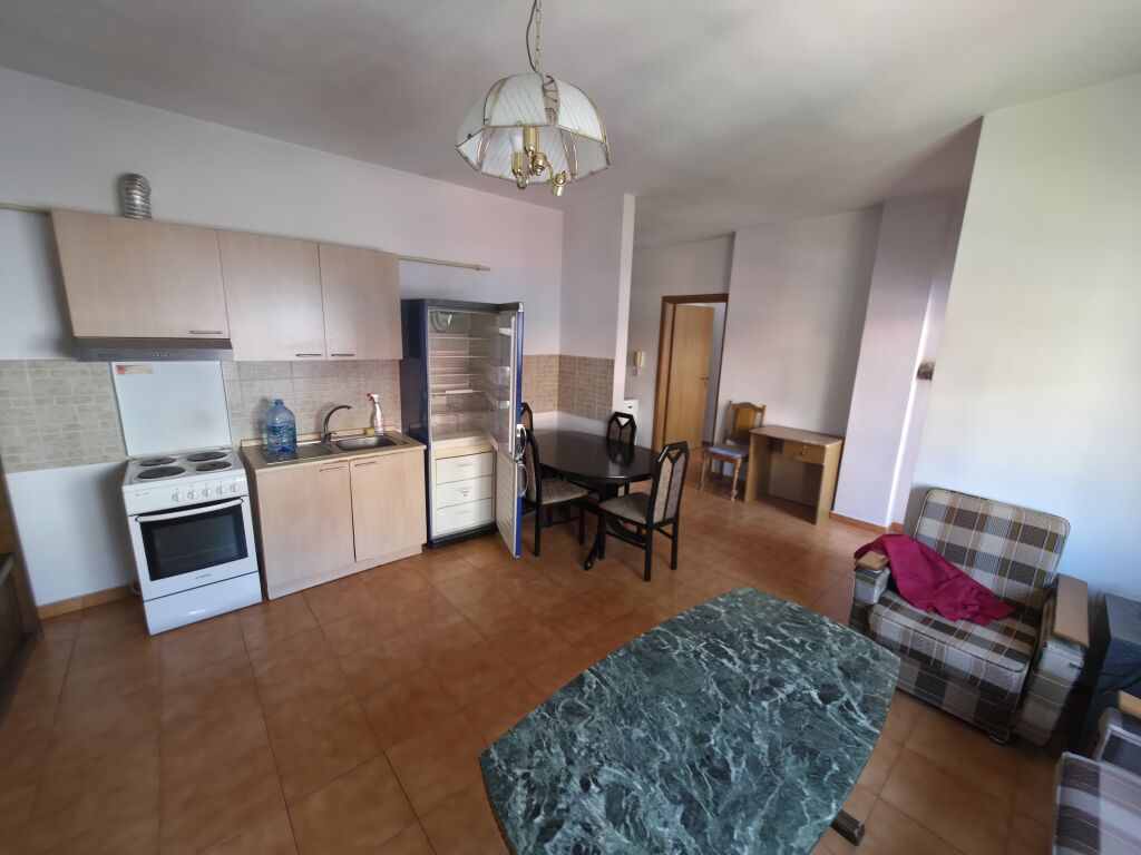 🏡 Appartamento 1+1 in Affitto in Via Bill Klinton