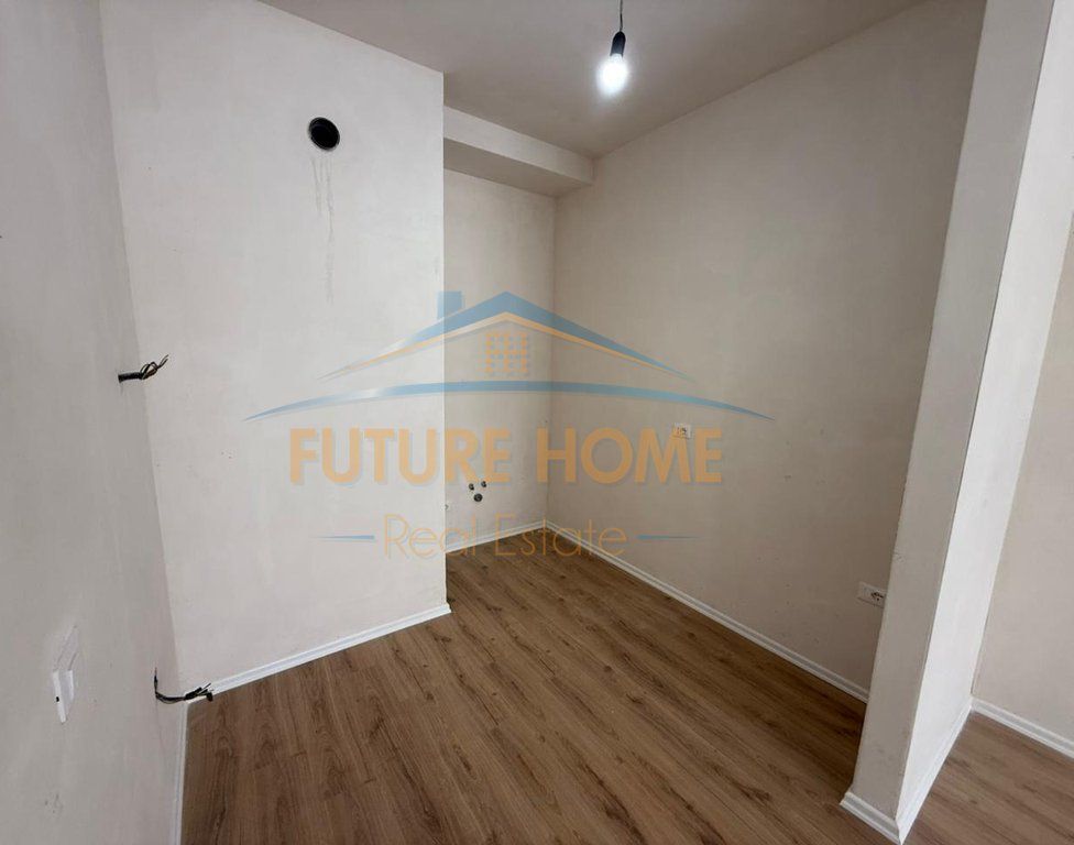 For sale 3+1+2+Storage, Commune of Paris. PRI70913