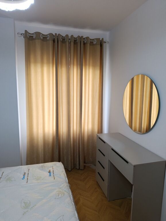 Shitje | Apartament 2 + 1 | Rruga Petro Nini Luarasi | 205000 €