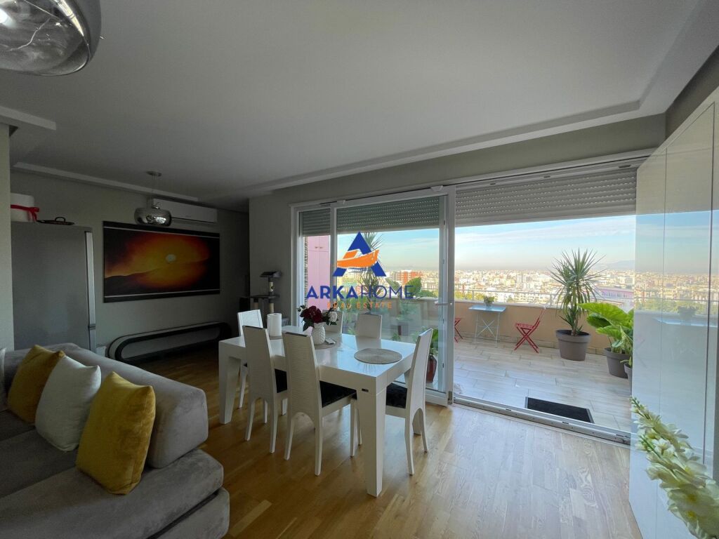 SHITET APARTAMENT 3+1+BALLKON "KOPSHTI BOTANIK" 360000 EURO