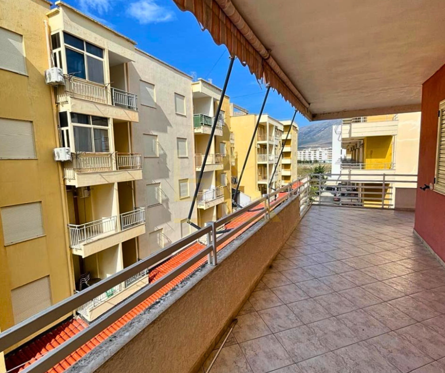 Shitet Apartament 1+1 – Orikum, Vlorë