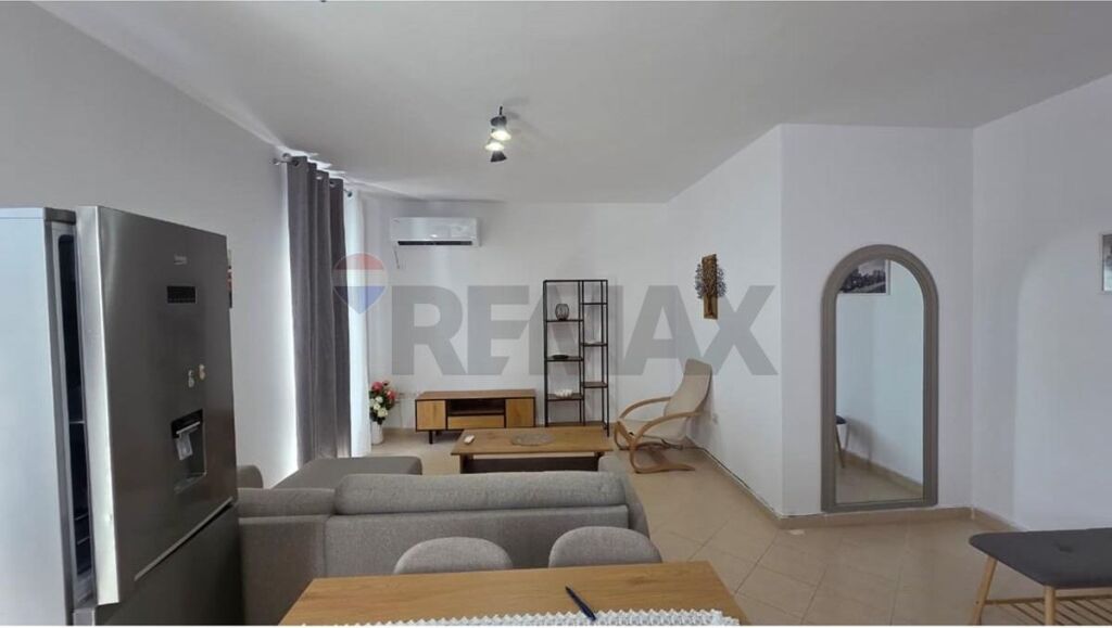 APARTAMENT 1+1 ME QERA TEK KOMUNA E PARISIT!