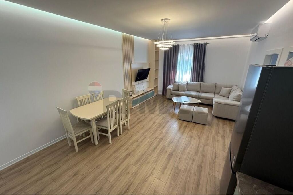 Appartamento - In Affitto - Porta Verde, Tirana