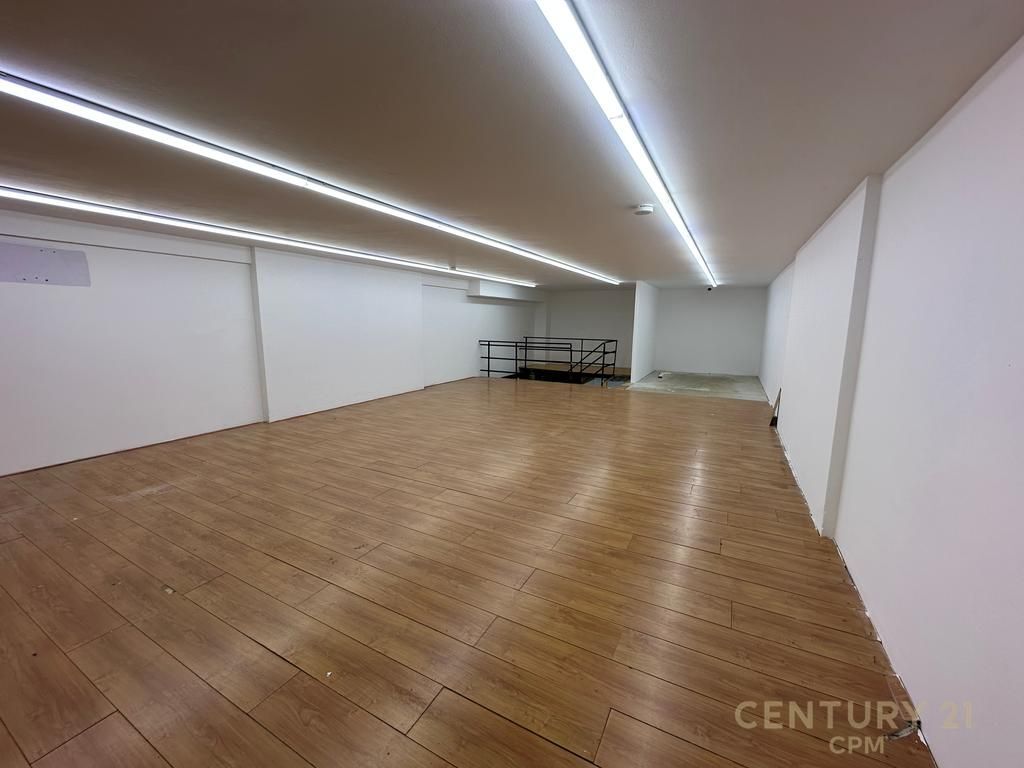 FOR RENT – COMMERCIAL DUPLEX SPACE ON ISLAM ALLA STREET