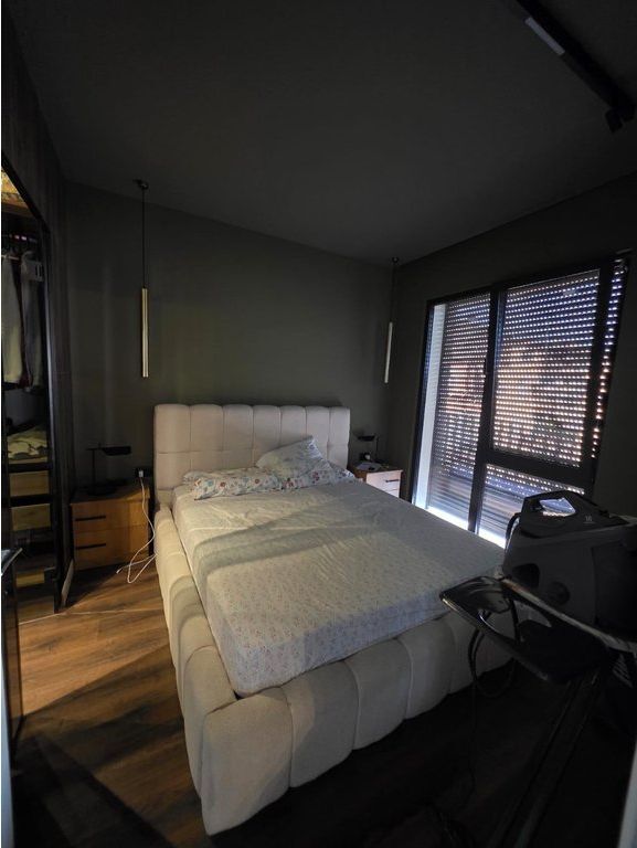 Penthouse me verandë 2+1 Për Shitje/Këmbim në Ali Demi, Tiranë - 440,000€ | 125 m²
