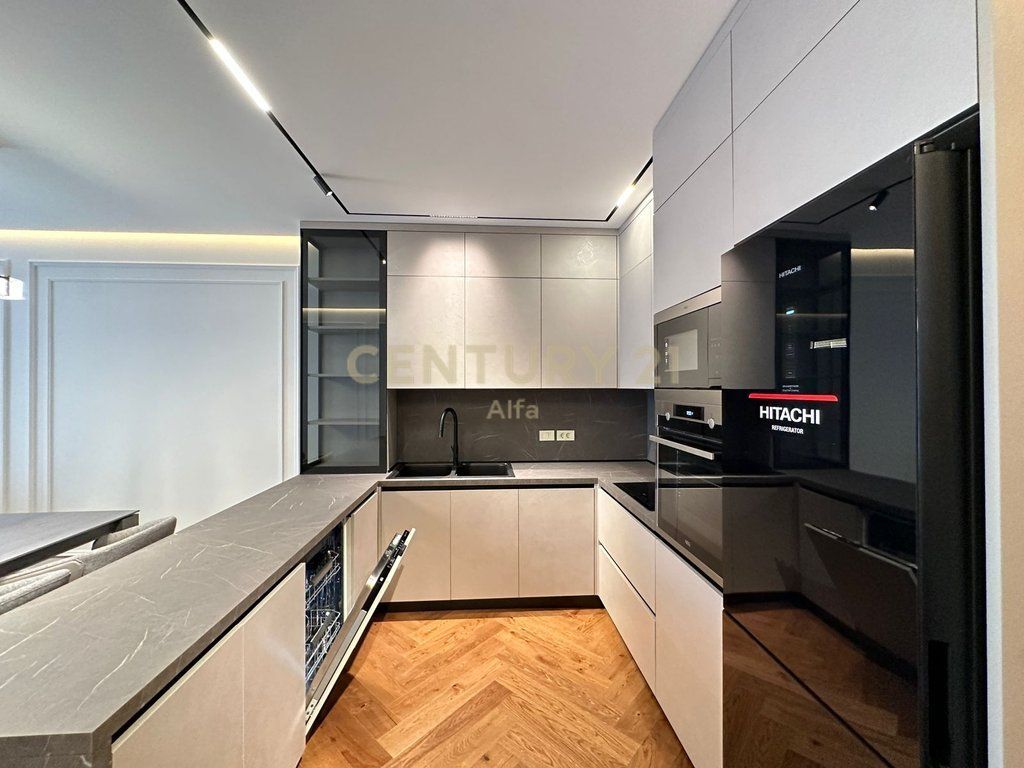 Luxury 3+1 apartment for rent in Golden Residence