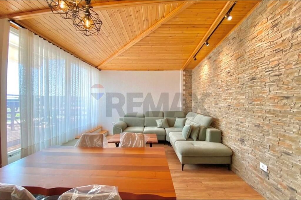 Apartamet Duplex 2+1+2 Shkoze