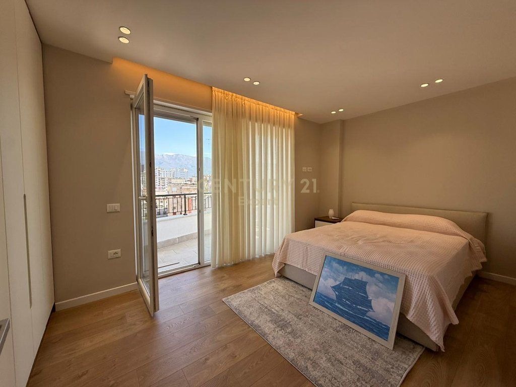 Apartment 2+1 for rent at Donika Center