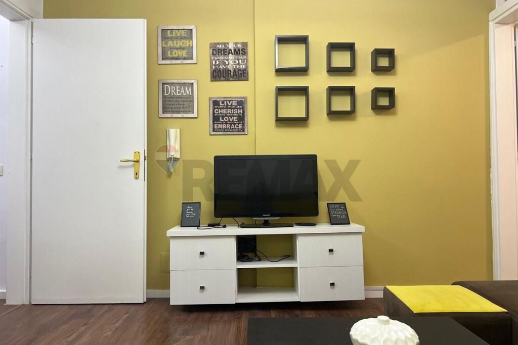 Apartment - For Rent - Former Electric Market, Tirana