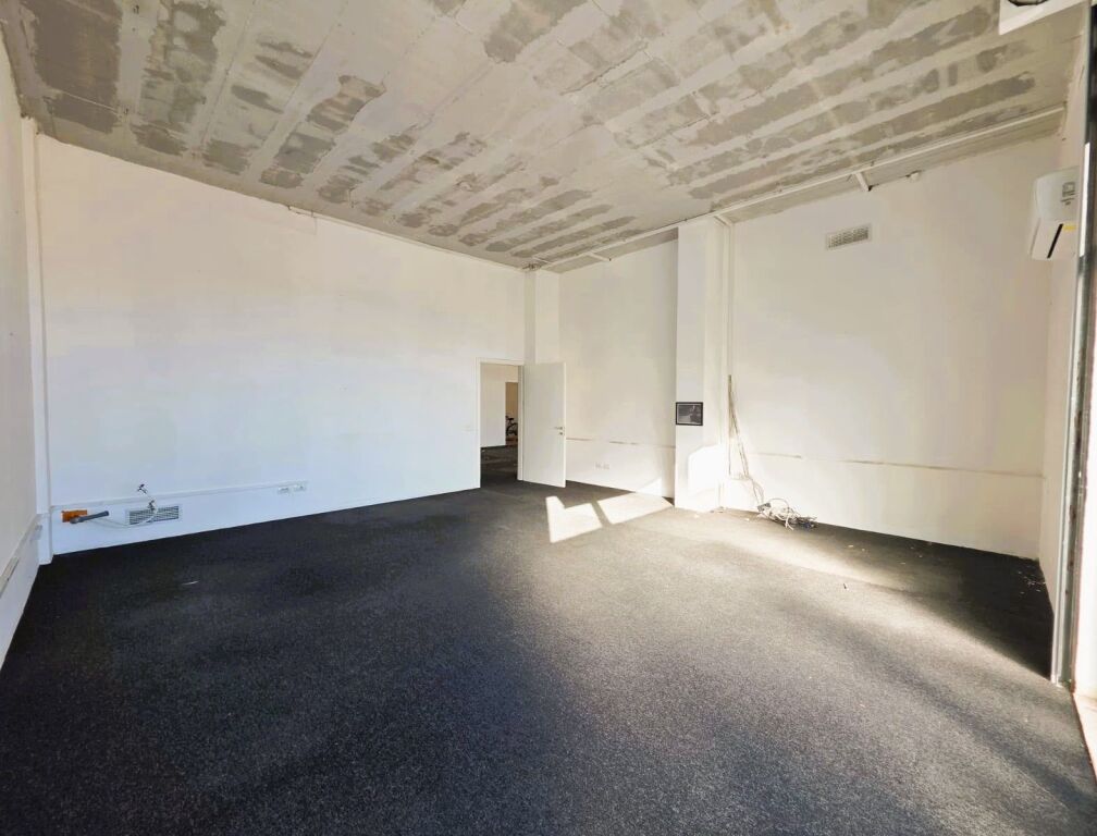 🏢 EXCLUSIVE | BUSINESS PREMISES FOR RENT – STREET FRONT ✨