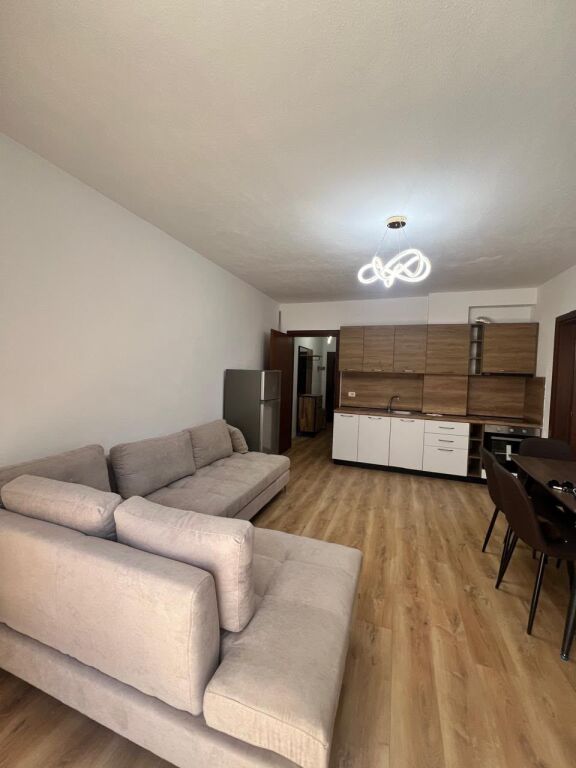Super Apartament 1+1 për Shitje në Golem