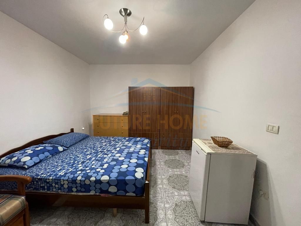 Affitto, Appartamento 1+1, Blloku, Tirana.