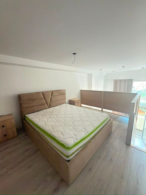 Jepet me qira duplex tek Golden Park 3