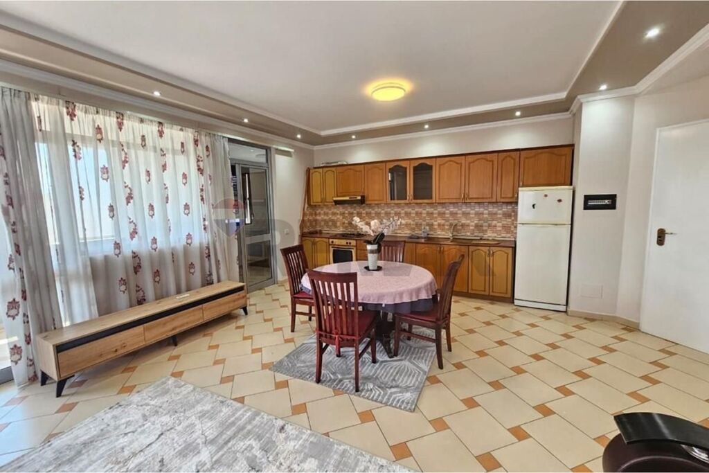 Apartment 2+1 for Rent at Komuna Parisit
