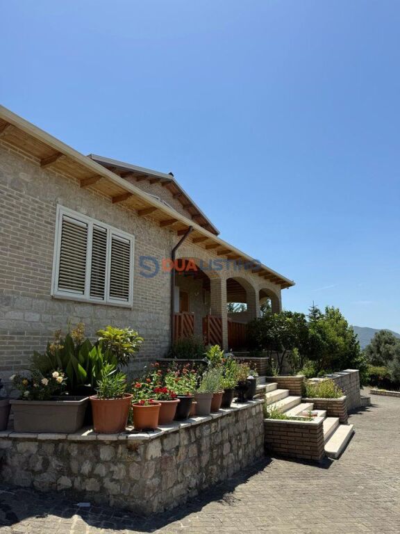 🏡 Jepet me Qira Super Vilë Individuale 🌿 📍 Farkë e Madhe, Tiranë