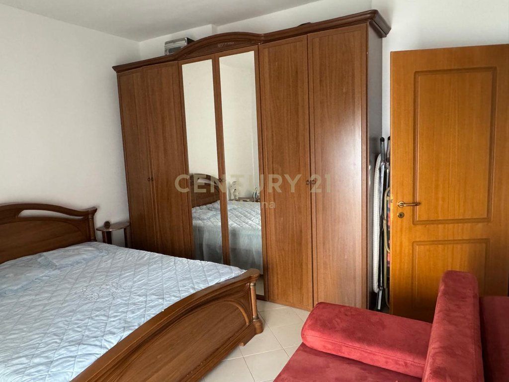 APARTAMENT 1+1 PER SHITJE,NE LUNGOMARE!