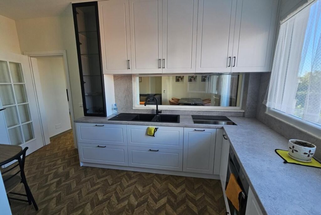 At Jaho Residence in Fresk, 2+1+2 Apartment with Parking Space for Rent!