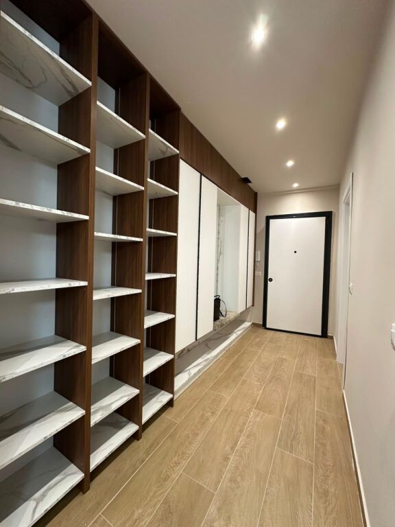 Apartment 1+1 + parking space for rent – Xheluks Complex
