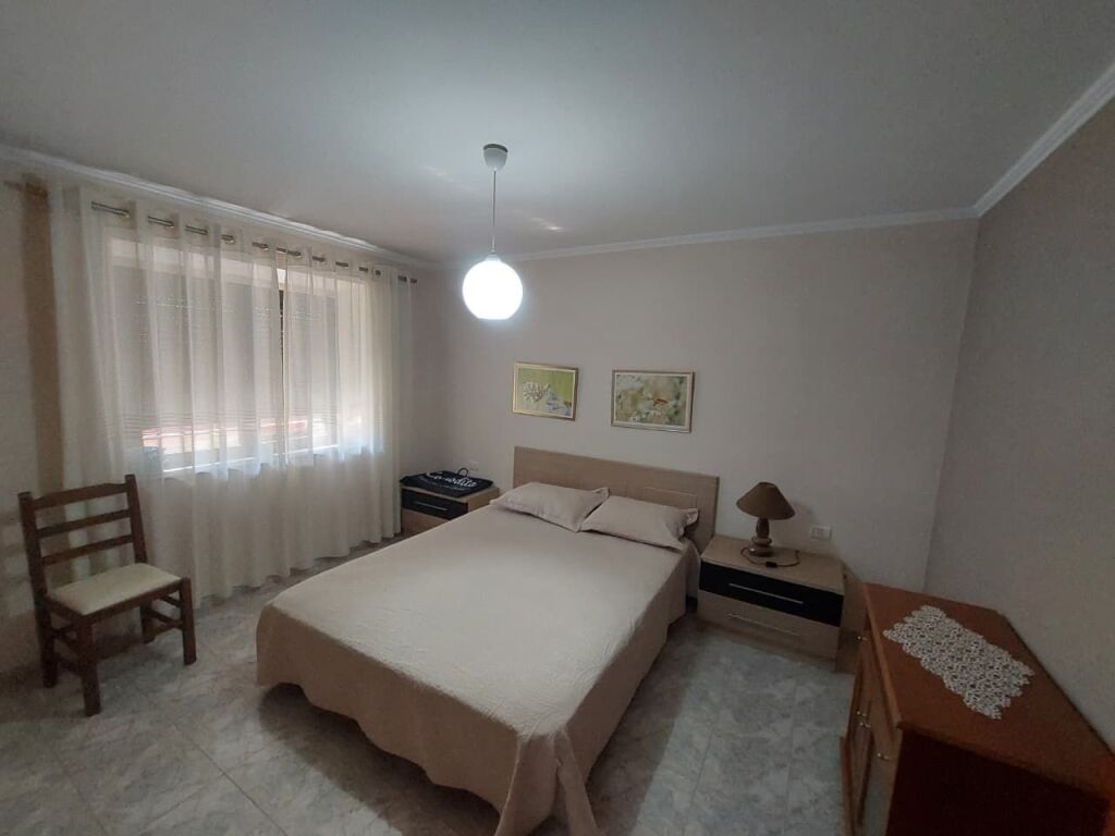 🏢Elbasan Street, near the Treasury Branch, a 1+1 furnished apartment is for rent, 50,000 Leke