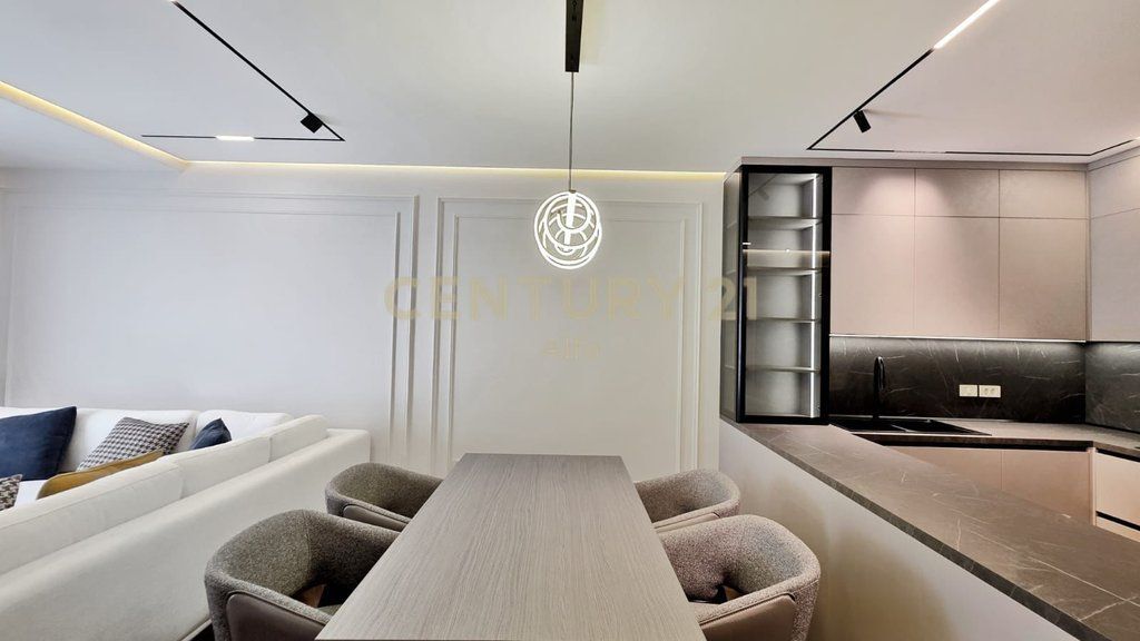 Luxury 3+1 apartment for rent in Golden Residence