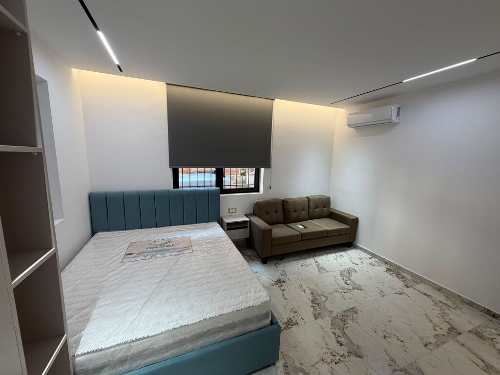 2 Studios for sale together – Myslym Shyri