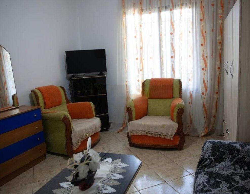 KODRA E PRIFTIT, VILLA FLOOR FOR RENT + PARKING SPACE