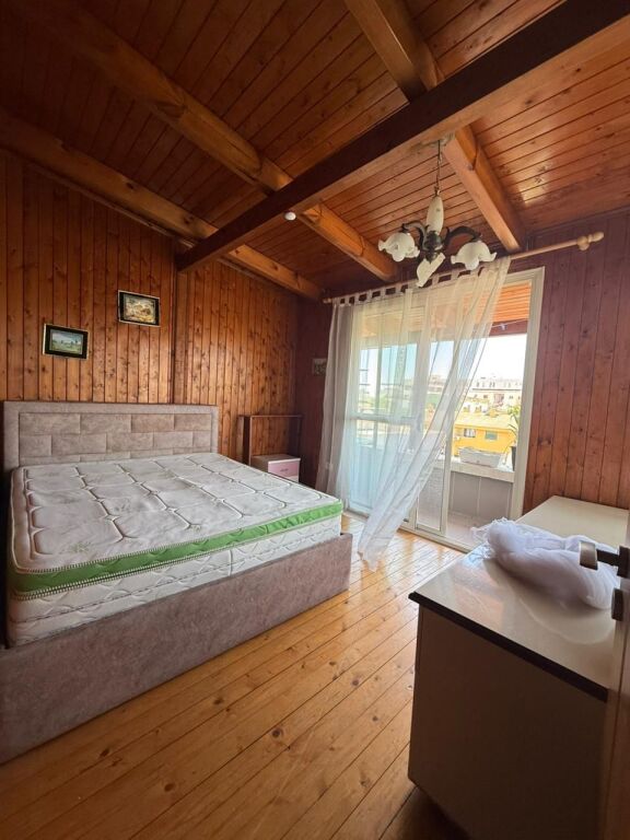 Shitet Apartament 1+1 pranë Majestic – Vetëm 200 m nga deti!